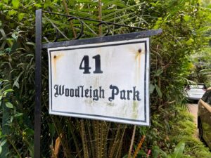 Sign for 41 Woodleigh Park
